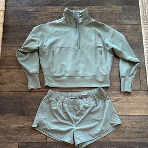 Old Navy Women's Green Sweater and‎ shorts